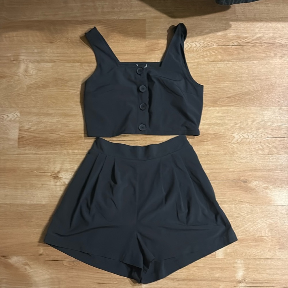Wayre Summer Set in gray; flow short and button front tank
